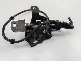 замок капота Volkswagen Bora 1 поколение 2001, 2.0 л., бензин, МКПП, серый, седан, 1J0823509C