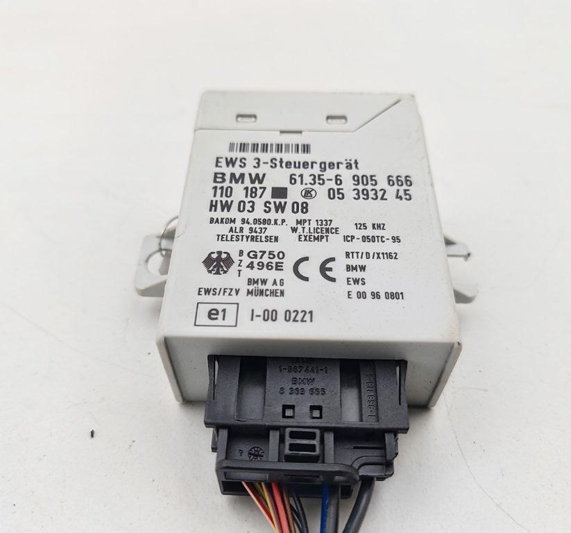 Иммобилайзер BMW 5 E39 2000, 2.0 л., бензин, МКПП, зелёный, универсал, 6905666