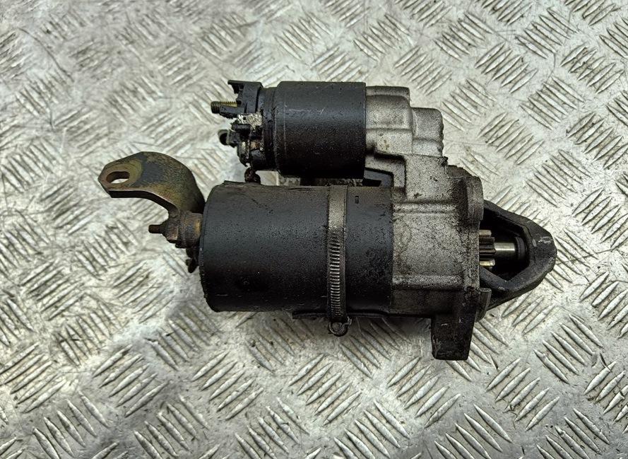 стартер Volkswagen Passat B5 1999, 1.8 л., бензин, МКПП, красный, универсал, 0001107068, 058911023B