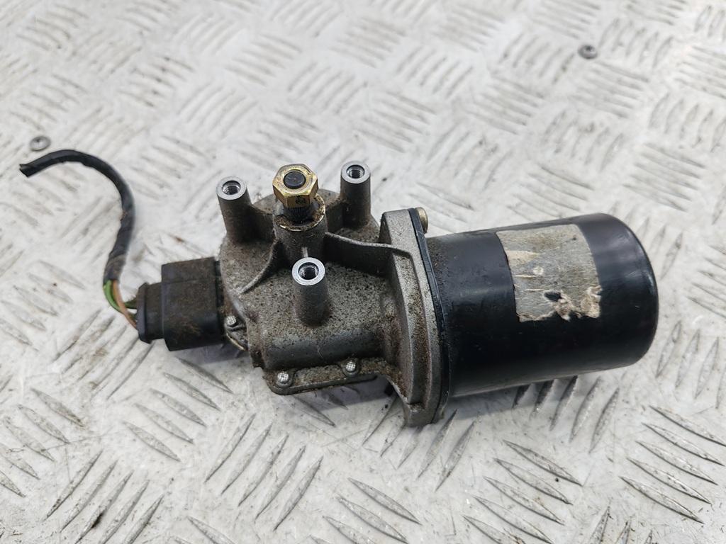 моторчик передних стеклоочистителей (дворников) Volkswagen Bora 2001, 2.0 л., бензин, МКПП, серый, седан, 1J1955113B