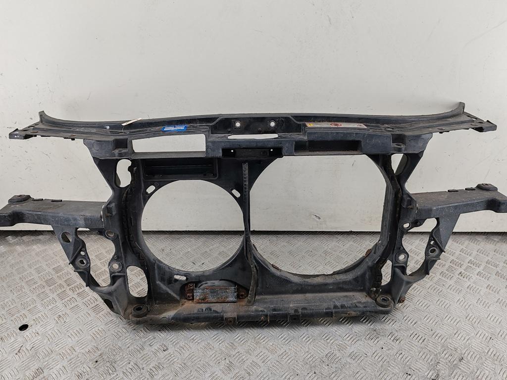 Рамка радиатора Audi A6 C5 1998, 2.4 л., бензин, АКПП, серый, седан