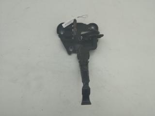 замок капота Audi A4 B5 1998, 1.6 л., бензин, МКПП, серый, седан, 8D0823480