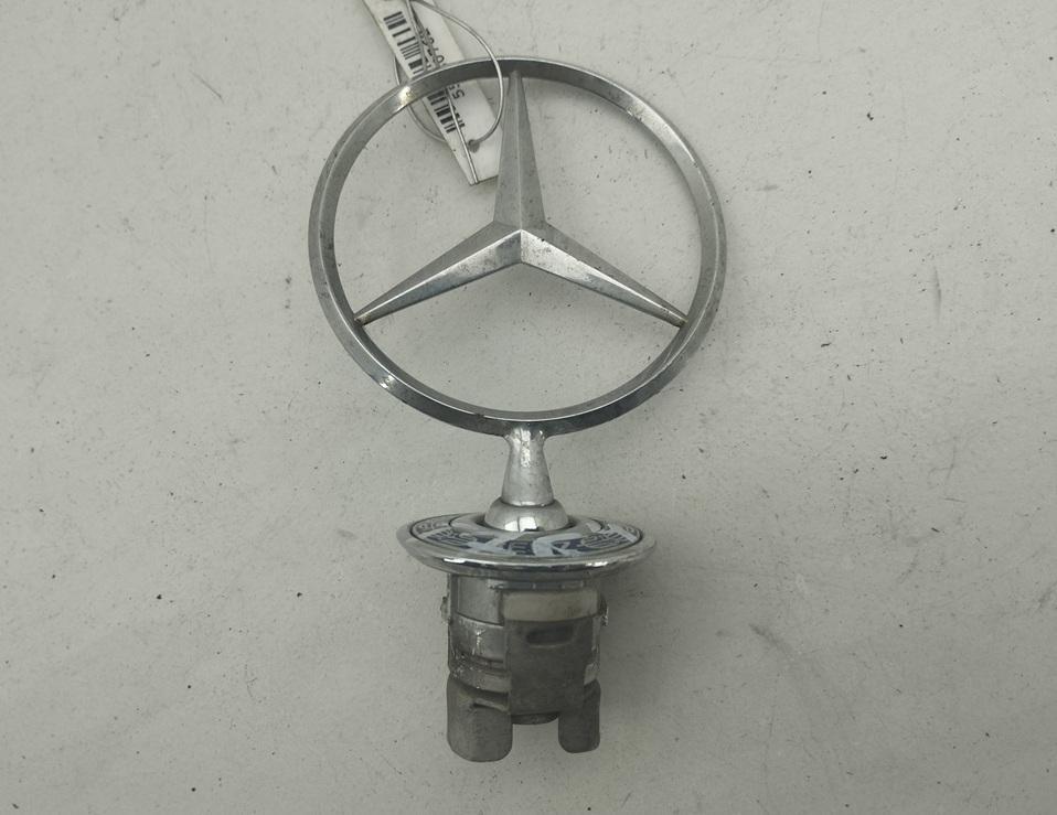 эмблема Mercedes-Benz E W210 1999, 2.8 л., бензин, АКПП, серый, седан