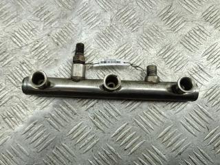 топливная рампа Audi A6 4F/C6 2006, 3.2 л., бензин, АКПП, серый, седан, 06E130090