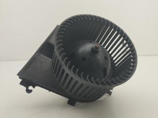 моторчик печки Audi A4 B5 1997, 1.6 л., бензин, МКПП, зелёный, седан, 8D1819021A