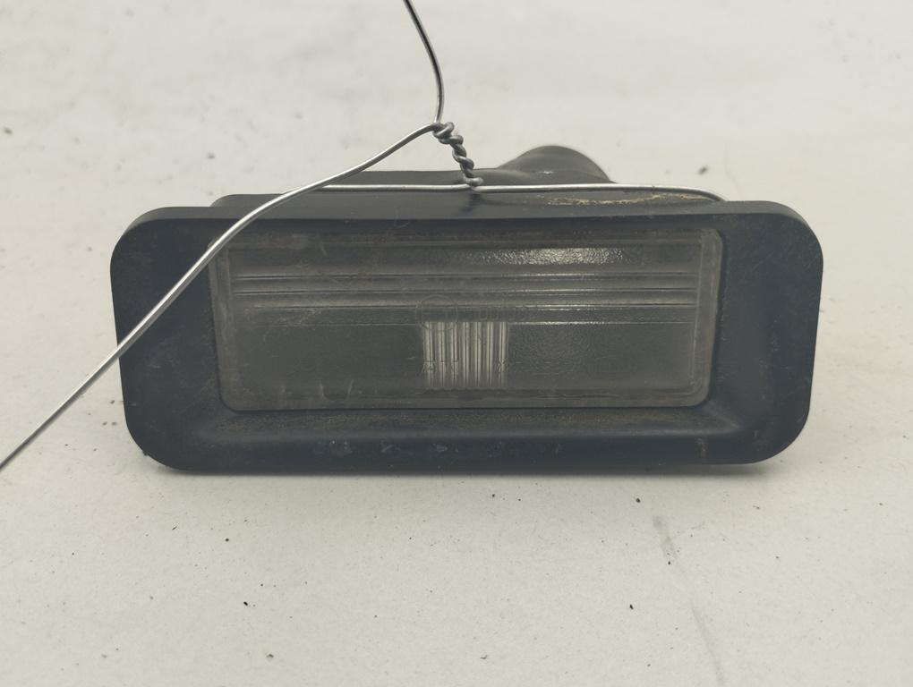 подсветка номера Nissan Almera N16 2003, 1.5 л., бензин, МКПП, серый, хетчбэк 5 дв., 23735701