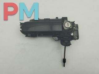 ручка наружная передняя левая Audi A4 B6 2002, 2.0 л., бензин, МКПП, чёрный, седан