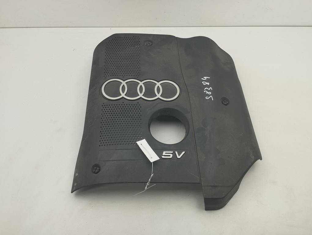 декоративная крышка двигателя Audi A4 B5 1997, 1.8 л., бензин, МКПП, серый, седан