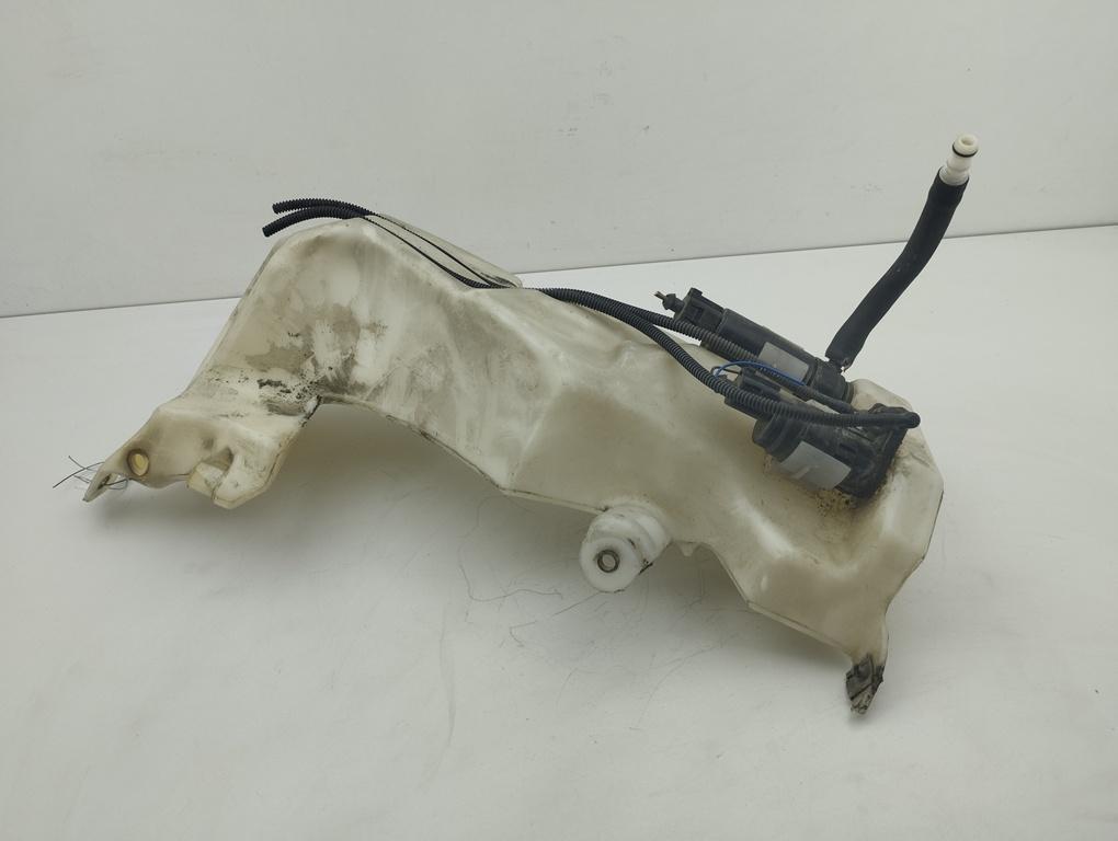 бачок омывателя Audi A4 B6 2003, 2.5 л., дизель, универсал, 8E0955451AH