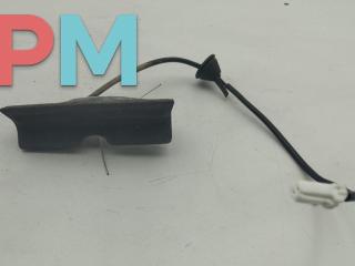 кнопка открытия багажника Ford Mondeo 3 поколение 2001, 2.0 л., бензин, МКПП, серый, универсал, 1S7119B514BB