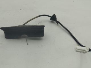 кнопка открытия багажника Ford Mondeo III 2001, 2.0 л., бензин, МКПП, серый, универсал, 1S7119B514BB