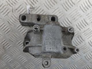 подушка крепления двигателя SEAT Leon 2 поколение [рестайлинг] 2010, 1.6 л., дизель, МКПП, серый, хетчбэк 5 дв., 1K0199262