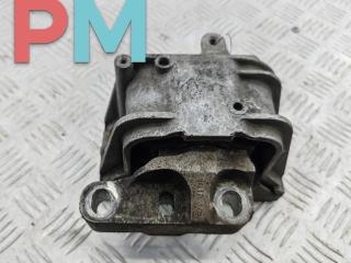 подушка крепления двигателя Volkswagen Golf 6 поколение 2009, 1.4 л., бензин, АКПП, чёрный, хетчбэк 3 дв., 1K0199262CG