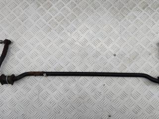 стабилизатор подвески (поперечной устойчивости) Volkswagen Caddy 3 поколение 2006, 2.0 л., бензин, МКПП, красный, фургон