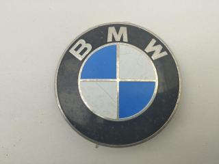 эмблема BMW 5 серия E39 [рестайлинг] 2002, 2.5 л., бензин, АКПП, зелёный, универсал, 13237505