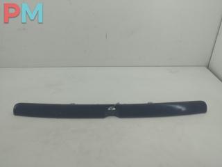 накладка подсветки номера Audi A4 B5 [рестайлинг] 1998, 1.9 л., дизель, МКПП, синий, седан, 8D5827576B