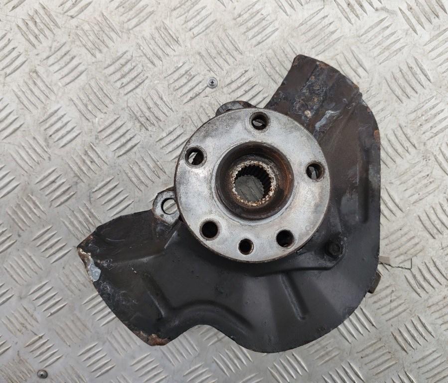 ступица передняя правая Citroen C8 2003, 2.2 л., бензин, МКПП, серый, минивэн