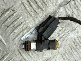 форсунка Volkswagen Caddy 3 поколение 2006, 2.0 л., бензин, МКПП, красный, фургон, 03C906039B