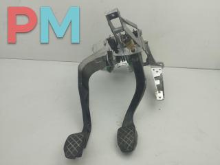 узел педальный (блок педалей) Audi A6 4B/C5 [рестайлинг] 2002, 1.9 л., дизель, МКПП, красный, универсал, 8D1721117K