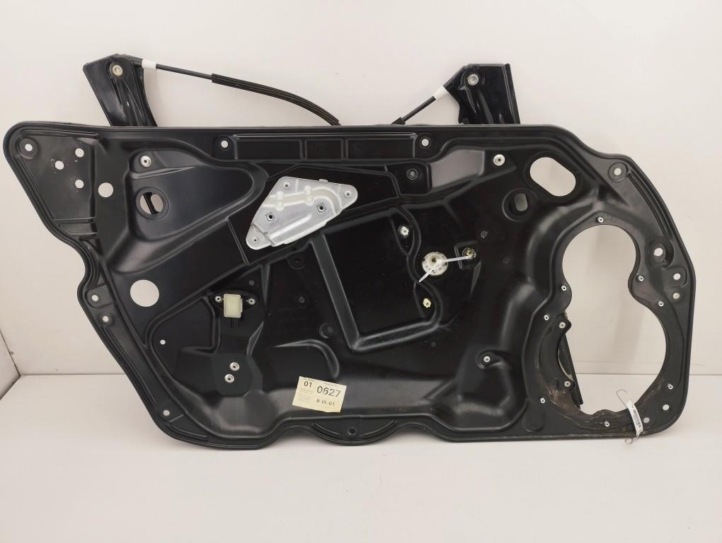 стеклоподъемник электрический передний левый Volkswagen Passat B6 2008, 2.0 л., дизель, МКПП, синий, универсал, 3C1837755K