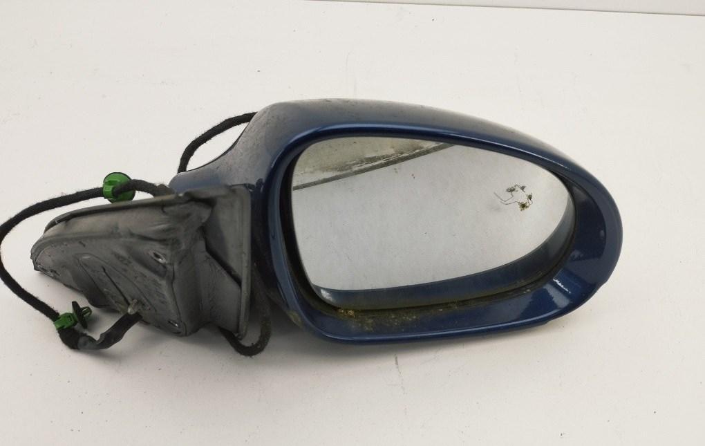 зеркало правое Volkswagen Passat B6 2008, 2.0 л., дизель, МКПП, синий, универсал, 3C0857934