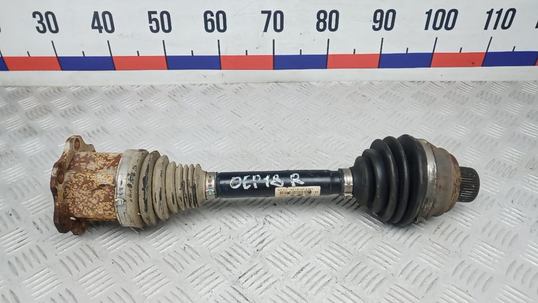 полуось передняя правая (приводной вал, ШРУС) Audi A4 B8/8K 2010, 1.8 л., бензин, МКПП, седан - фото №1
