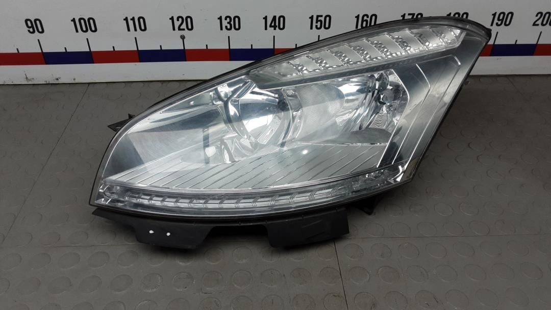 фара левая Citroen C4 Grand Picasso 1 поколение 2012, 1.6 л., дизель, МКПП, минивэн - фото №1