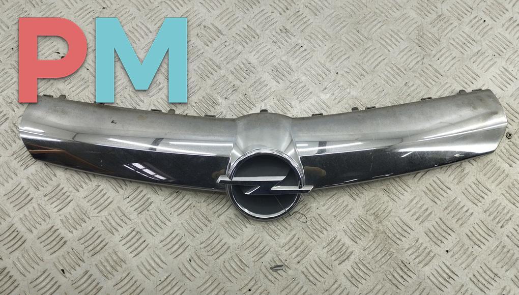 решетка радиатора Opel Corsa D 2009, чёрный, хетчбэк 3 дв., 13223226 - фото №1