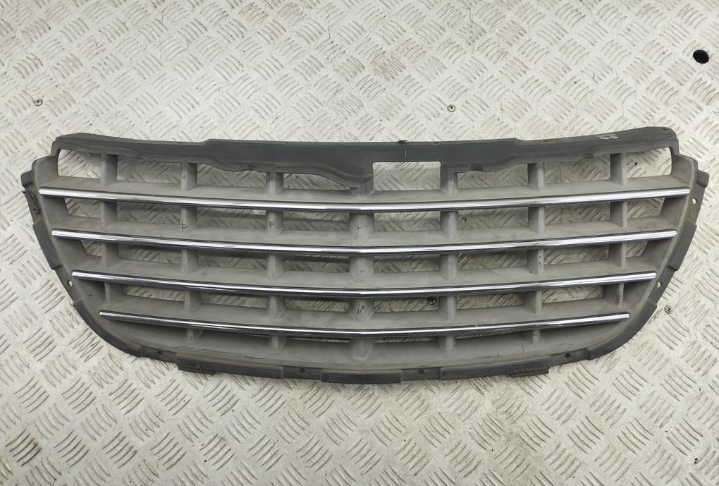 решетка радиатора Chrysler Pacifica 2003, бежевый, внедорожник 5 дв., 04857626AA