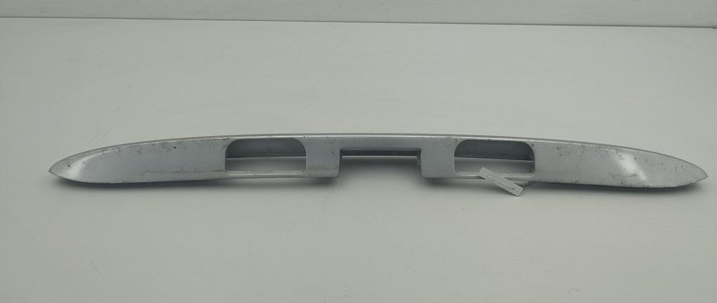 накладка подсветки номера Peugeot 307 2003, 1.6 л., бензин, АКПП, серый, универсал, 9638615777