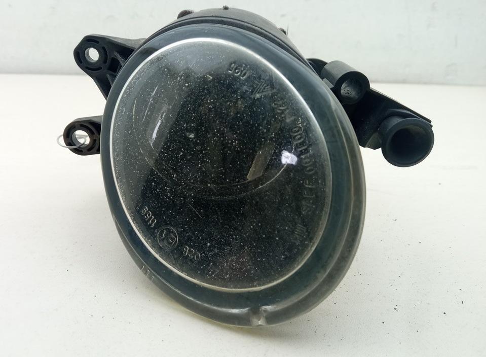 фара противотуманная левая Audi A4 B6 2001, 2.0 л., бензин, АКПП, серый, седан, 8E0941699