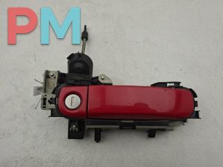 ручка наружная передняя левая Audi A4 B6 2003, 2.5 л., дизель, МКПП, красный, универсал