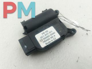 Заслонка печки/климат-контроля Volkswagen Passat B6 2007, 1.6 л., бензин, МКПП, чёрный, универсал, 3C19047511