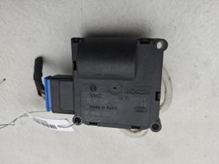 моторчик заслонки печки Audi A8 D3/4E 2003, 4.2 л., бензин, АКПП, синий, седан, 4E0820511