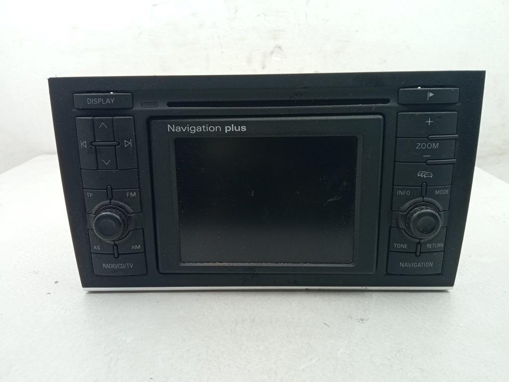 магнитола Audi A4 B6 2001, 2.0 л., бензин, АКПП, серый, седан, 8E0035192