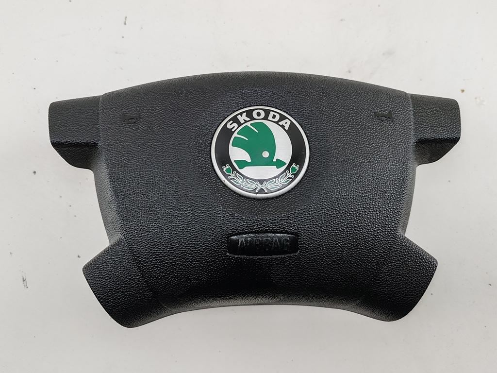 подушка безопасности водителя Skoda Fabia mk1 (6Y) 2003, 1.4 л., бензин, МКПП, синий, хетчбэк 5 дв.