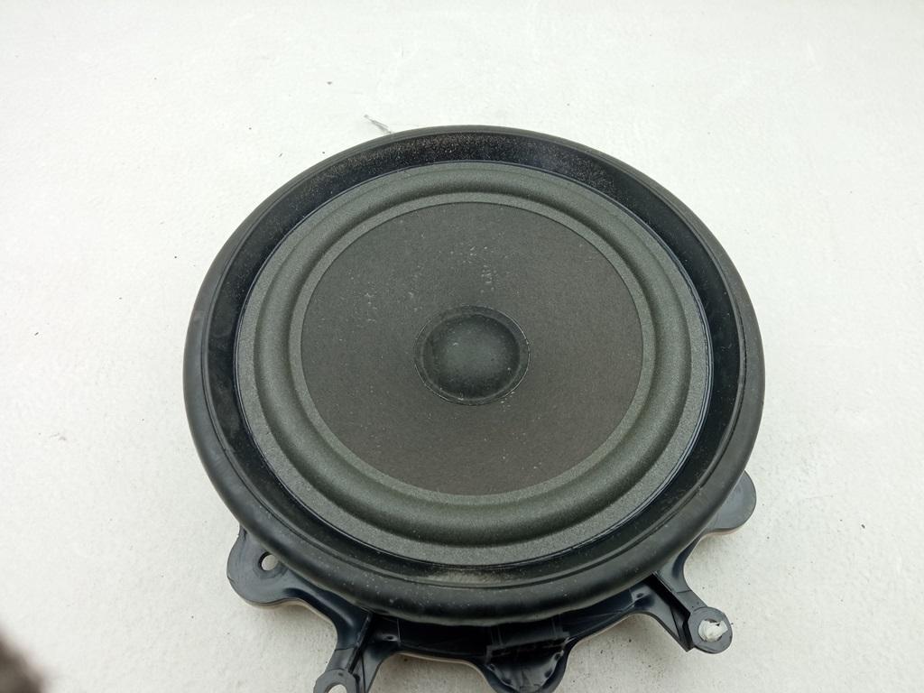 динамик двери Audi A4 B7 2005, 2.0 л., дизель, МКПП, чёрный, универсал, 2752507175 - фото №1