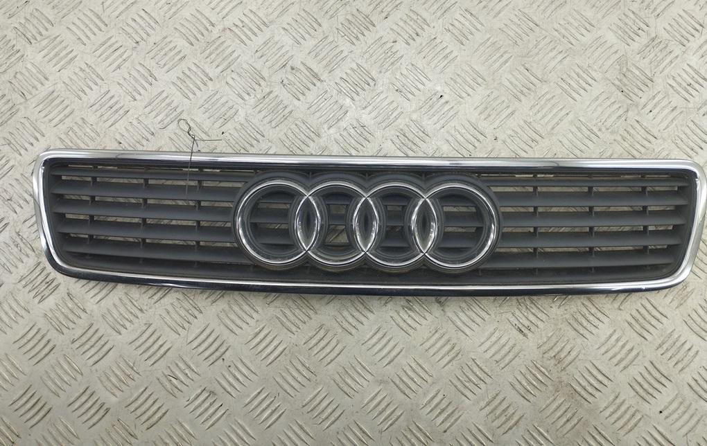 решетка радиатора Audi A4 B5 1997, синий, универсал, 8D0853651J