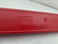 знак аварийной остановки Audi A4 B6 2003, 2.5 л., дизель, МКПП, красный, универсал, 8D9860251B - фото №2