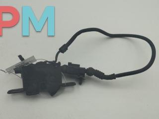замок капота Audi A8 D3/4E 2003, 4.2 л., бензин, АКПП, синий, седан, 4E0823509C