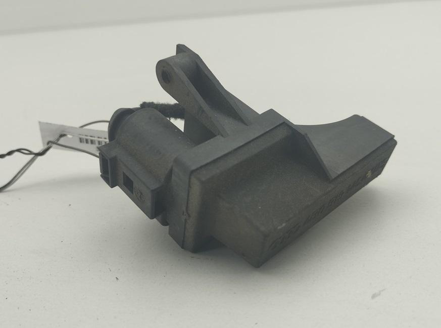 антенна Audi A8 D3 2003, 4.2 л., бензин, АКПП, синий, седан, 4B0919145A