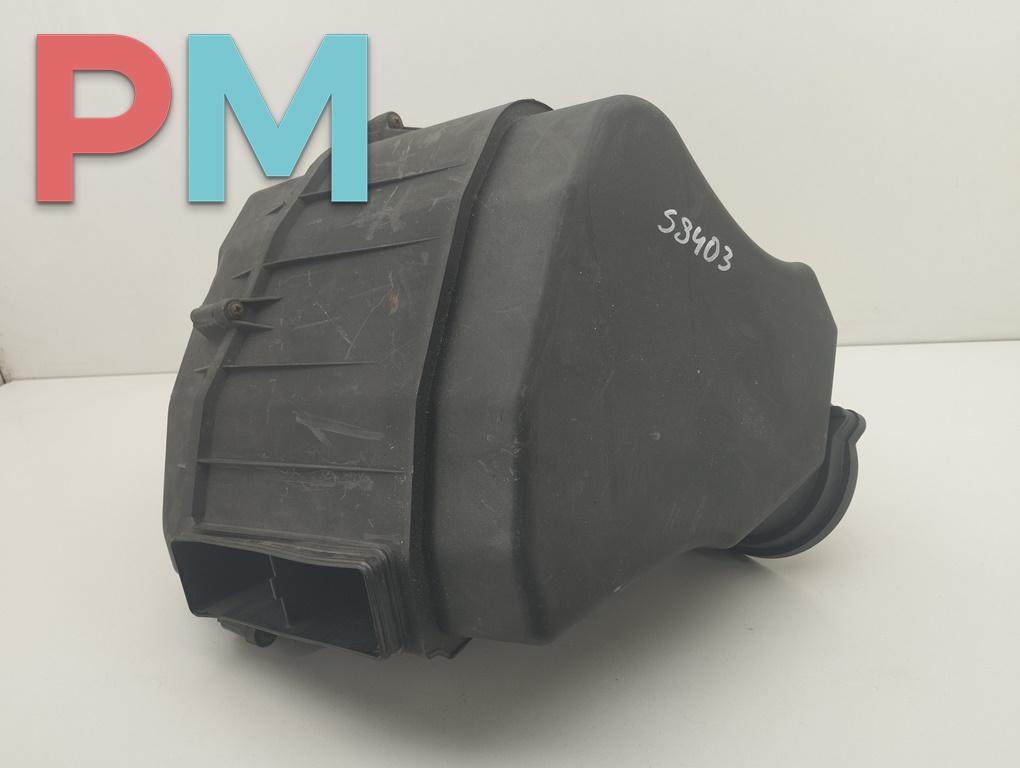 корпус воздушного фильтра Audi A8 D3/4E 2003, 4.2 л., бензин, АКПП, синий, седан, 077133835AA - фото №1