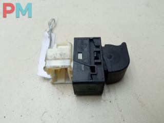 кнопка стеклоподъемника переднего правого Nissan Pathfinder R50 1997, 3.3 л., бензин, АКПП, красный, внедорожник 5 дв.