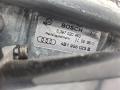 Механизм стеклоочистителя переднего (трапеция дворников) Audi A6 4B/C5 1998, 2.4 л., бензин, МКПП, серый, седан, 4B1955023B - фото №3