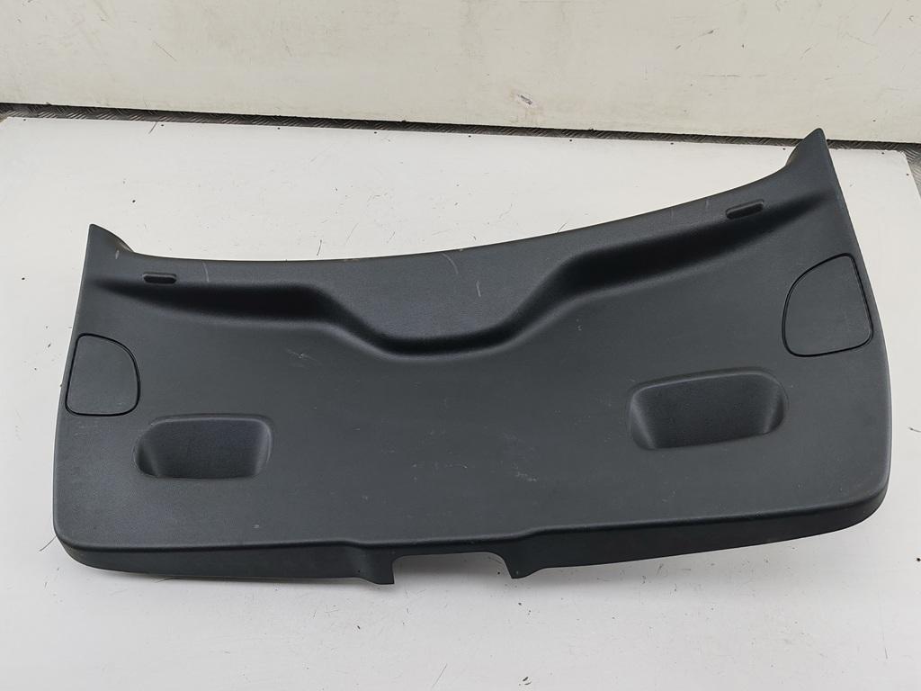 обшивка крышки багажника Opel Meriva B 2014, 1.4 л., бензин, АКПП, белый, минивэн, 13265628