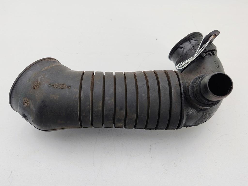 патрубок турбины Audi A6 C5 2002, 1.9 л., дизель, 8D0129615J