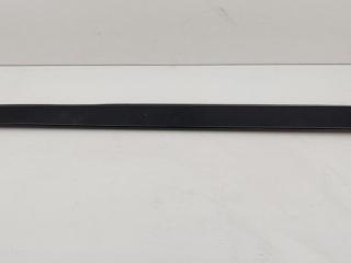 молдинг двери передней правой Audi A4 B7 2005, 2.0 л., дизель, МКПП, чёрный, универсал