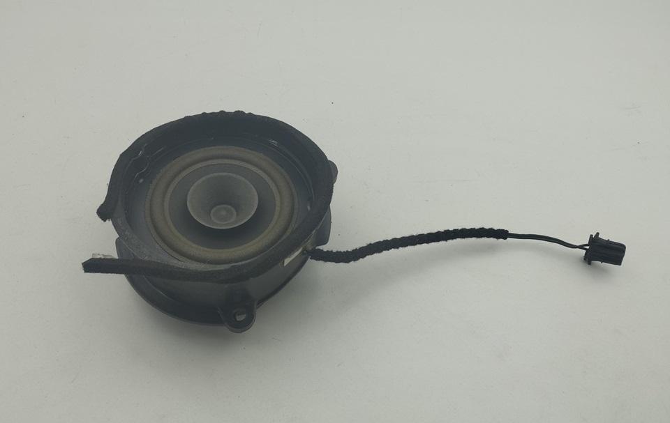 динамик двери Mercedes-Benz E W210 1998, 2.4 л., бензин, АКПП, серый, седан, 2108204402
