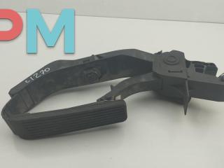 педаль Mercedes-Benz E-Класс W211/S211 2004, 3.2 л., дизель, АКПП, чёрный, седан, 2113010001