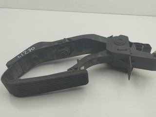 педаль Mercedes-Benz E W211 2004, 3.2 л., дизель, АКПП, чёрный, седан, 2113010001